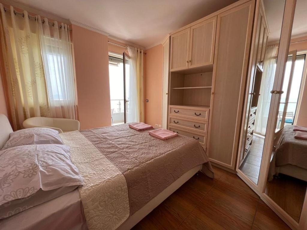 Sea View-Apartment On The Beach - Durrs2 Durrës 外观 照片