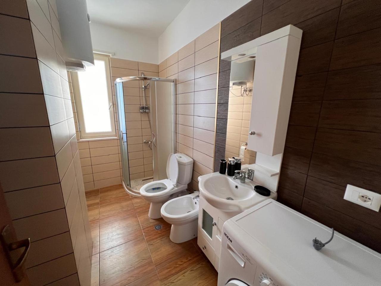 Sea View-Apartment On The Beach - Durrs2 Durrës 外观 照片