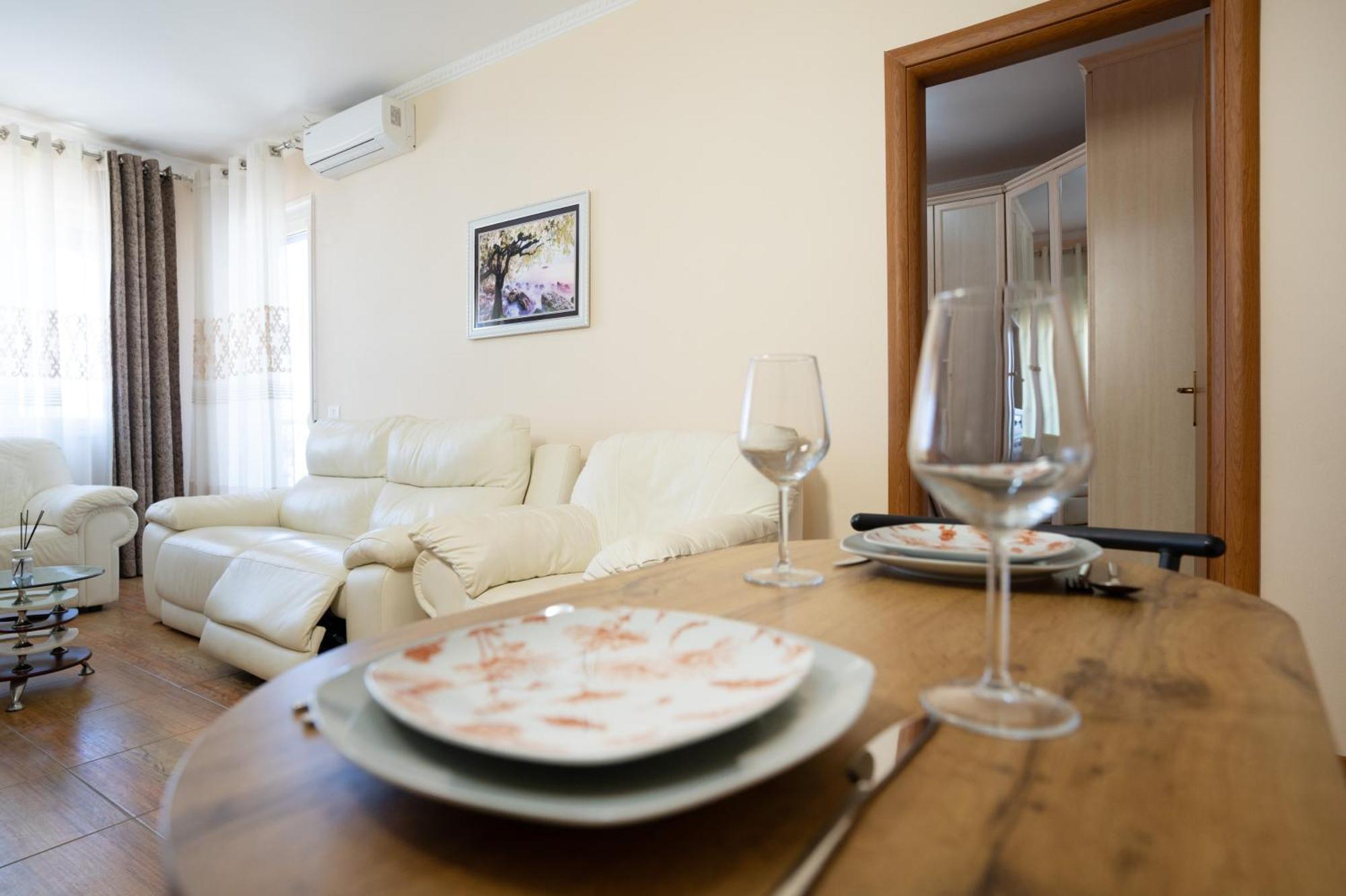 Sea View-Apartment On The Beach - Durrs2 Durrës 外观 照片